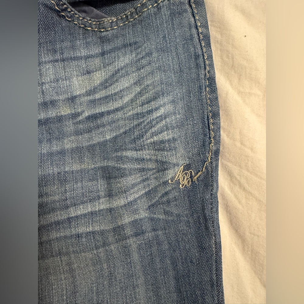 Apple Bottom Jeans - Picture 6 of 7